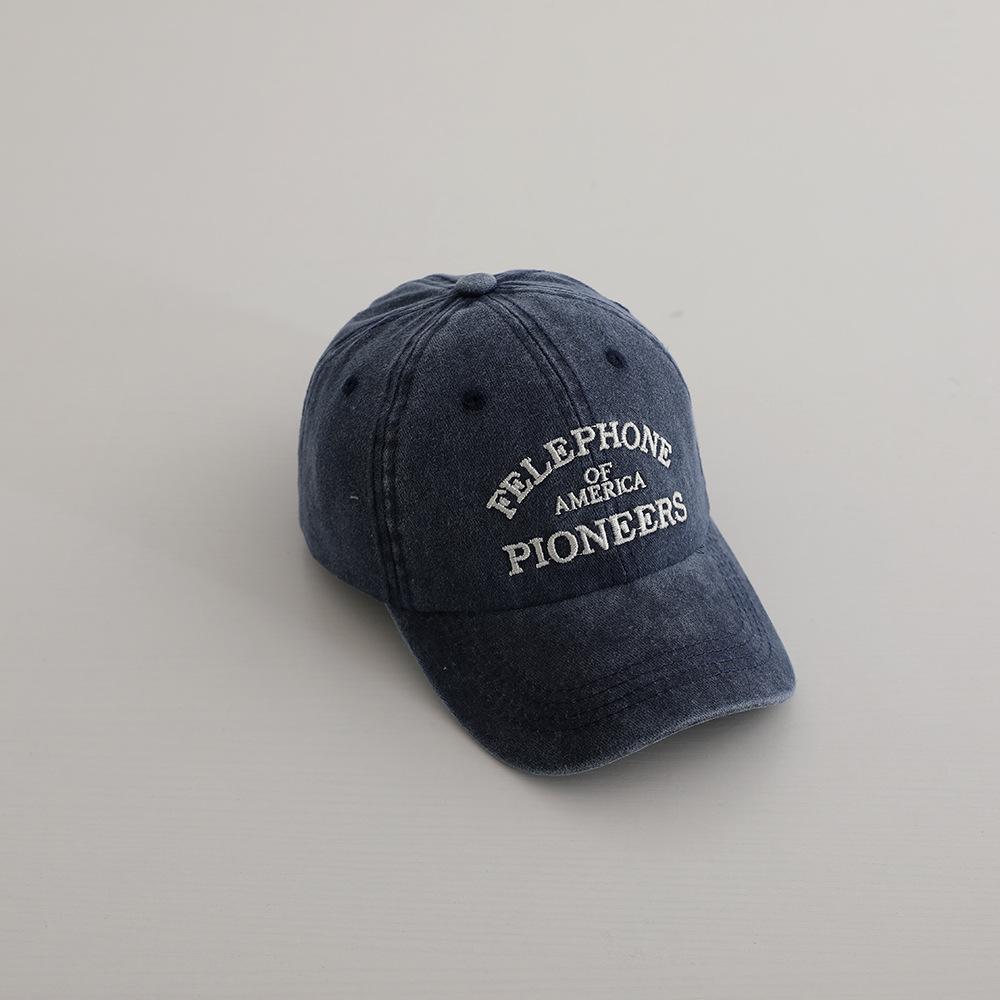

New Arrival Fashion Boys Embroidered Letter Baseball Cap Kids Denim Sun Hat UV Protection Peaked Caps 3-8Y 3-8Y темно-синього кольору