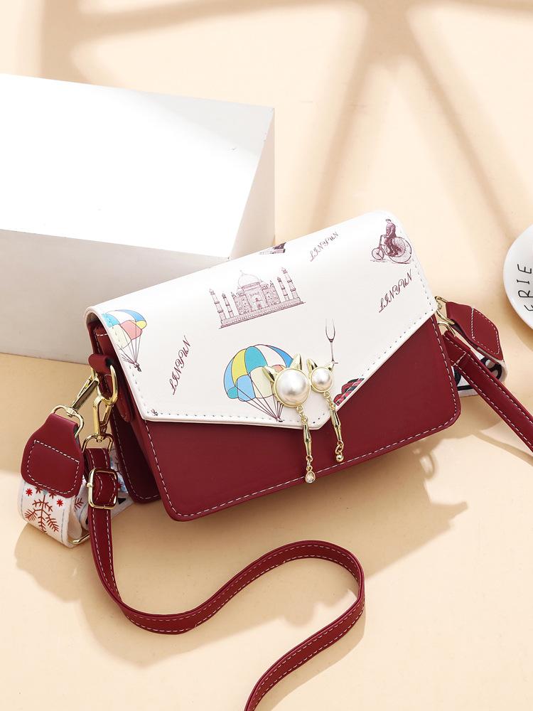 New women's bag exquisite small bag versatile fashion high sense shoulder bag messenger bag women's bag