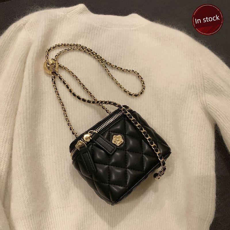 

Nanfeng Diamond Small Bag Mini Shoulder Camellia
