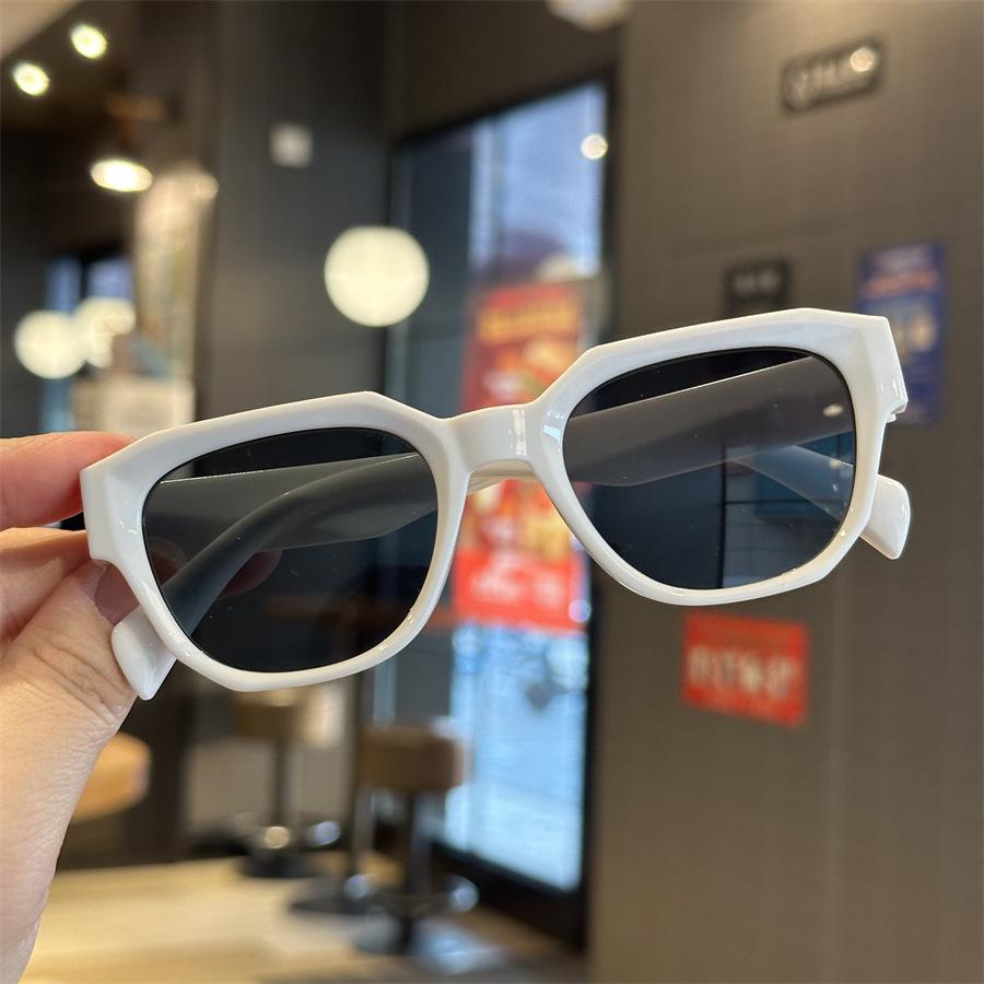New Girls Boys Sunglasses Outdoor Sun Protection Children Vintage Eyeglasses Protection Classic Kids Shades UV400 Eyewear