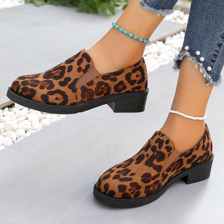 Large size leopard print square heel pointed fashion shoes spring new European and American women's shoes