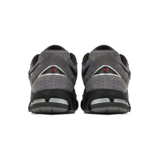 New Balance 2002R Castlerock Black Unisex Sneaker M2002REH