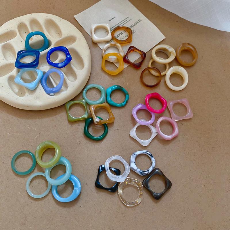 5Pcs Colorful Resin Acrylic Irregular Rings For Women Girls Travel Aesthetic Jewelry Set Rings Knuckle Finger Rings Accessories