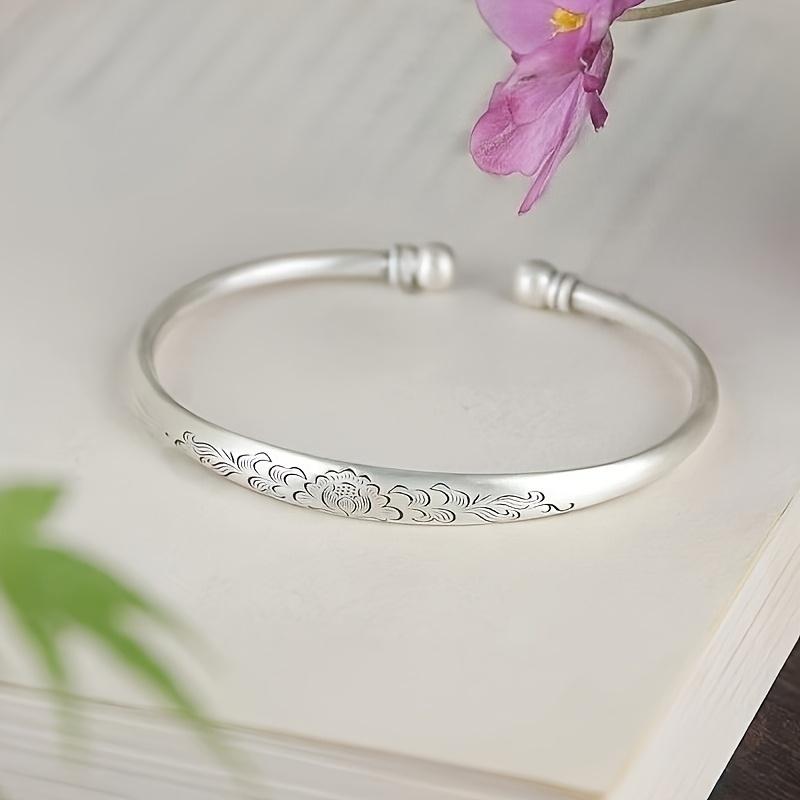 925Sterling Silver Double Bead Bracelet Exquisite Floral Patterns, Adjustable Size, Suitable for Casual Wear, Daily Use, and Special Occasions