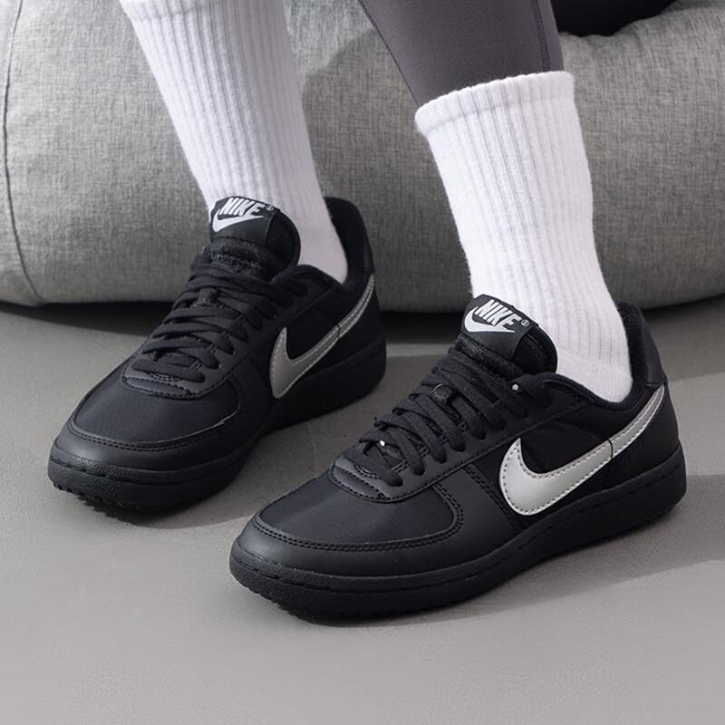 Nike Women s Low-Top Lifestyle Sneakers FZ5593-001 US 6 чёрный