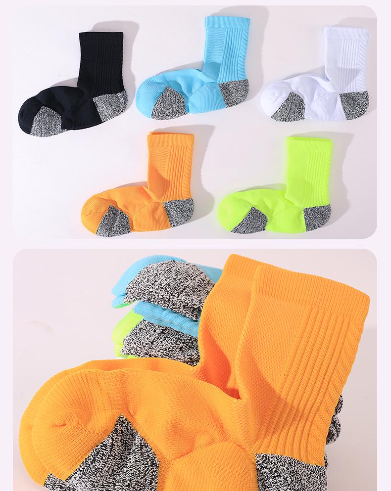 Quick-Dry Anti-Pilling Mid-Calf Sports Socks: Thick Towel Bottom, Sweat-Absorbent, Non-Slip, Breathable, Anti-Odor Tennis & Running Socks