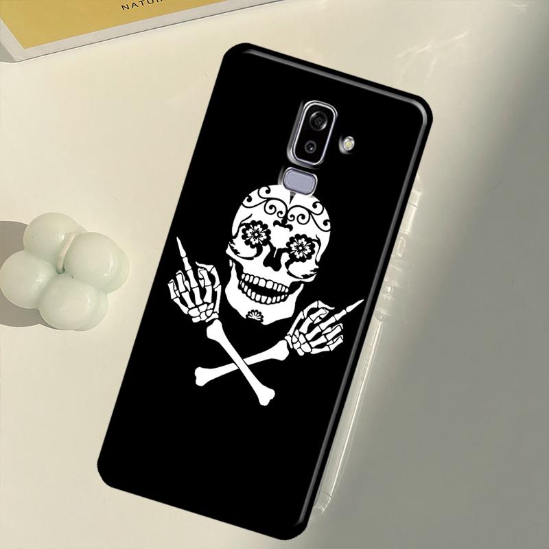 

Middle Finger Skeleton Skull Bone Case For Samsung Galaxy J3 J5 J7 J1 2016 A3 A5 2017 J4 J6 Plus A7 A9 A6 A8 J8 2018 Fundas J1 2016 - J120