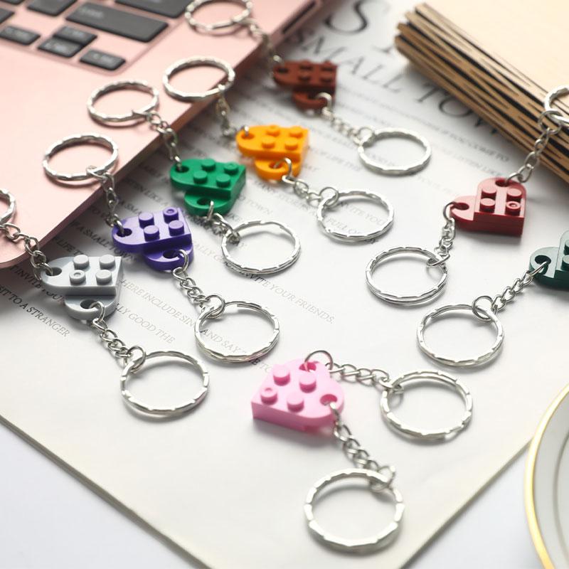 

2 шт. Love Heart Brick Keychain Elements Key Ring Birthday Jewelry Gift розовый