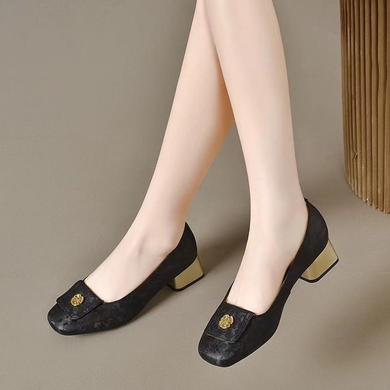 Foreign trade Chinese style camellia middle heel single shoes small fragrant commuting temperament autumn new square head women's shoes