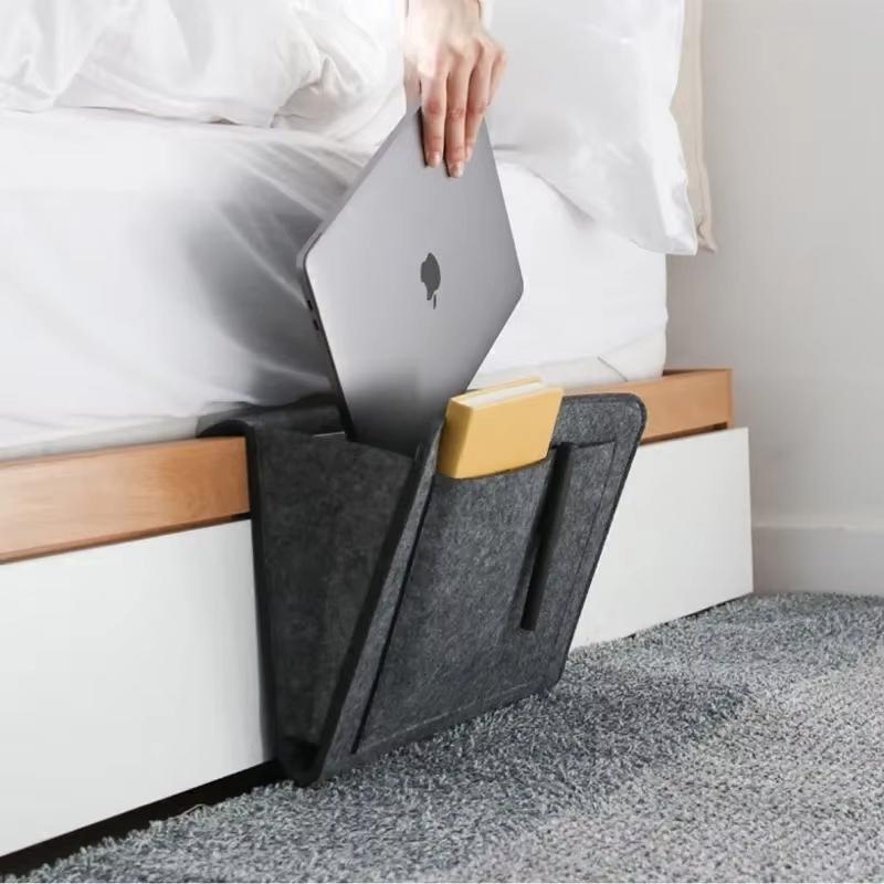 Borsa Appesa da Parete in Feltro per Dormitorio Letto Divano Tappeto Camera da Letto Negozio Contenuto Per CD Riviste Blocco Appunti Cancelleria Telefoni Cellulari Oggetti Vari
