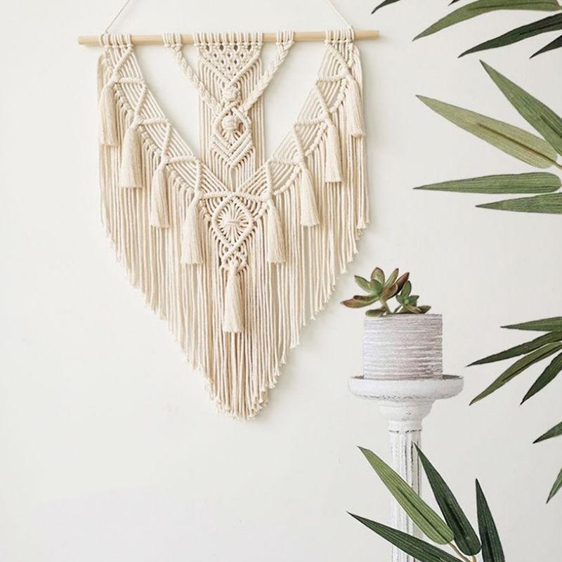 Handmade Indian Dream Catcher Feather Wind Chime - Creative Wall Hanging for Bedroom or Homestay Decoration