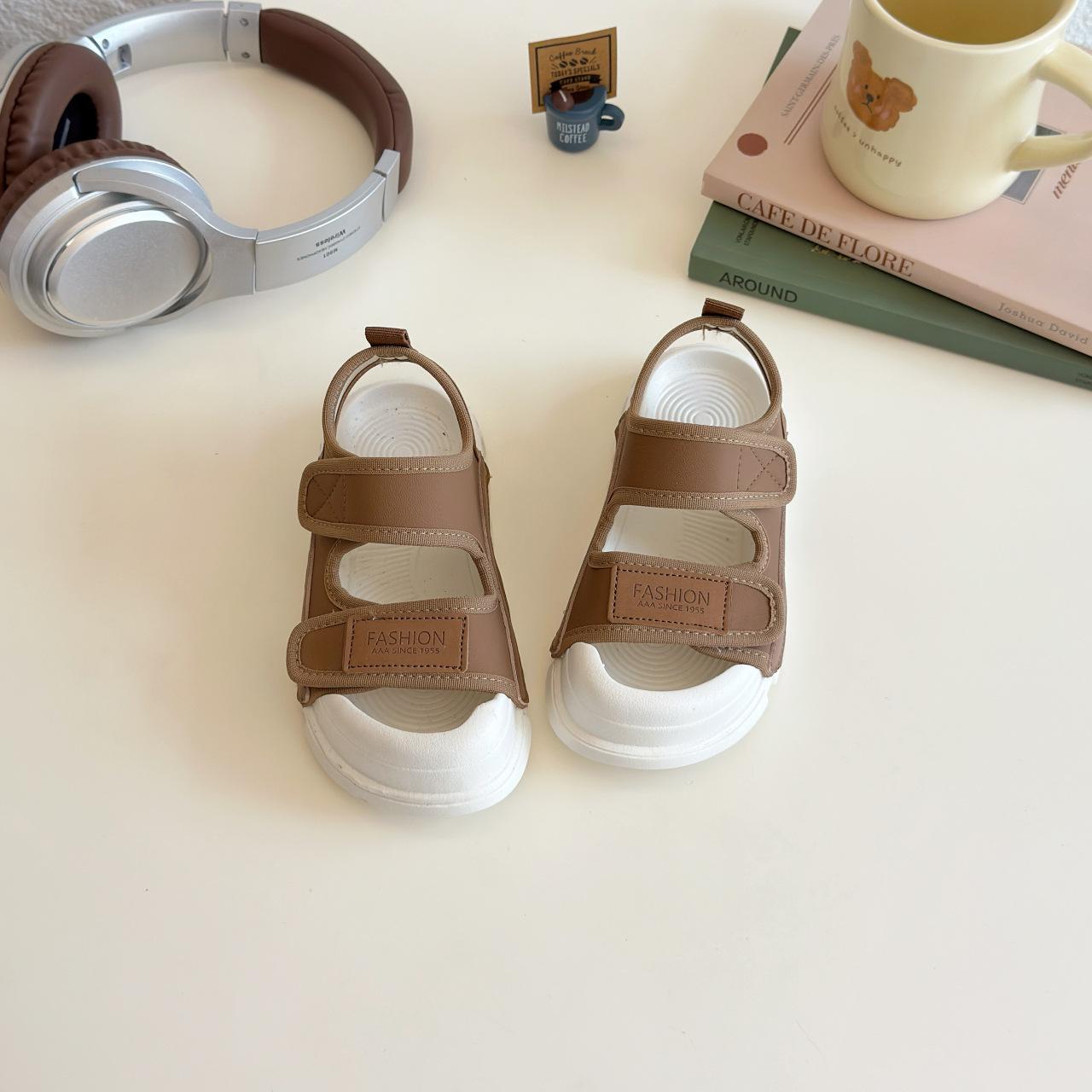 

Child Summer CasualSandalsNew Retro Girl SoftsoledShoeSimple Girl Anti Slip Travel Campus Student Men Women Versatile Sandal 22