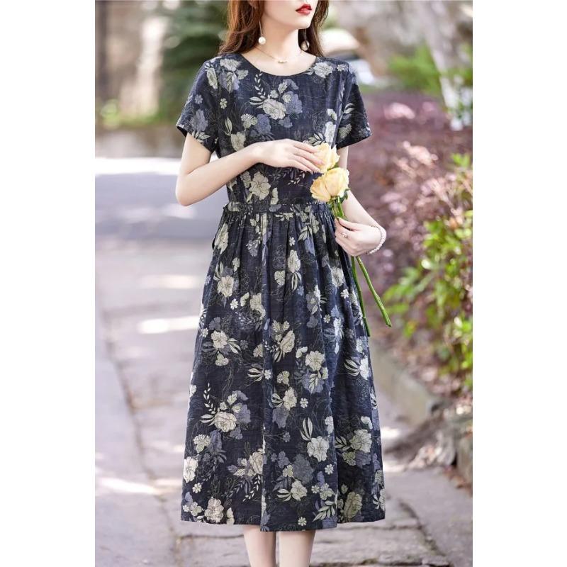 

Женский летний черный с цветочным принтом с коротким рукавом с завязкой на талии миди хлопок L синий