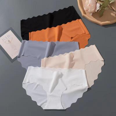 Wave-Hip-Lifting Seamless Ice Silk Panties: Cute Mid-Waist Triangle Shorts for Women - Tummy-Tightening & Sexy.