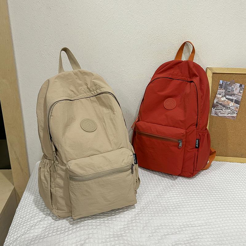 Schultasche neu ins einfach und vielseitig Rucksack hoher Wert Schultasche leichter Rucksack Damen wasserdicht Rucksack mit großer Kapazität