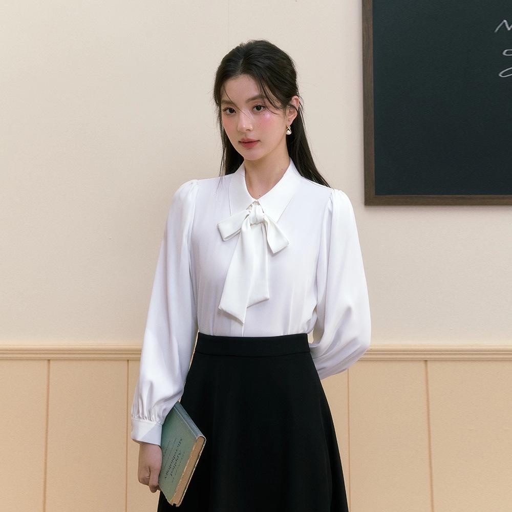 Women's Chiffon Short-Sleeve Formal Shirt - Elegant, Professional, Summer Top