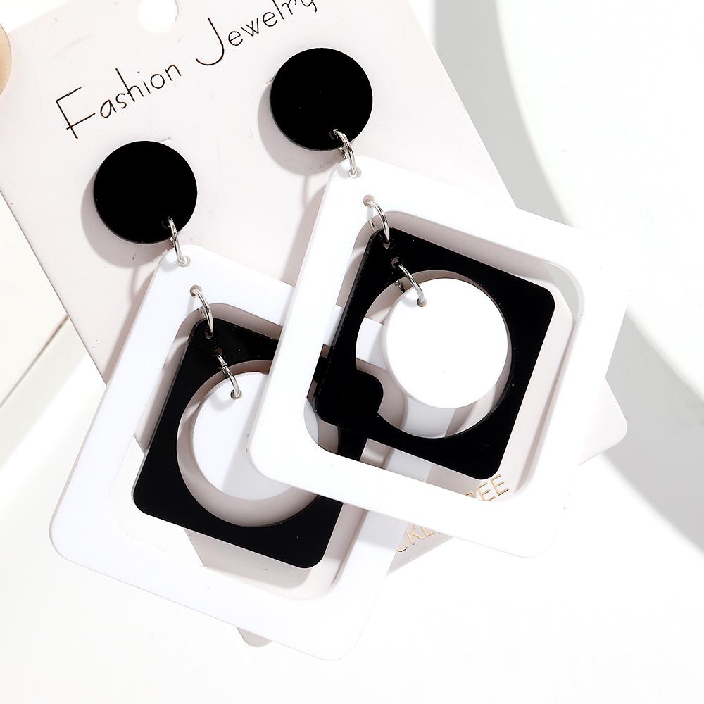 Vintage Acrylic Geometric Drop Earrings for Women Classic Statement Black White Square Round Big Earring Trendy Jewelry Gifts