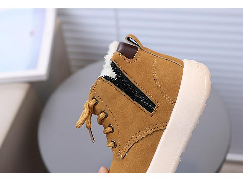 Leichte Retro Unisex Kinder Stiefel mit dicker Sohle aus gelbem Leder, Herbst 2025 Kollektion