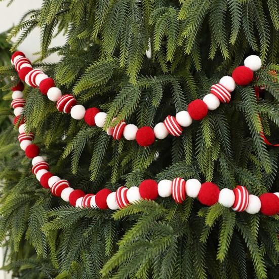 Christmas Felt Ball Garland Plush Wool Felt Ball Bead Garland Red White Pompom Bunting Banner for Xmas Tree Holiday Party Decor