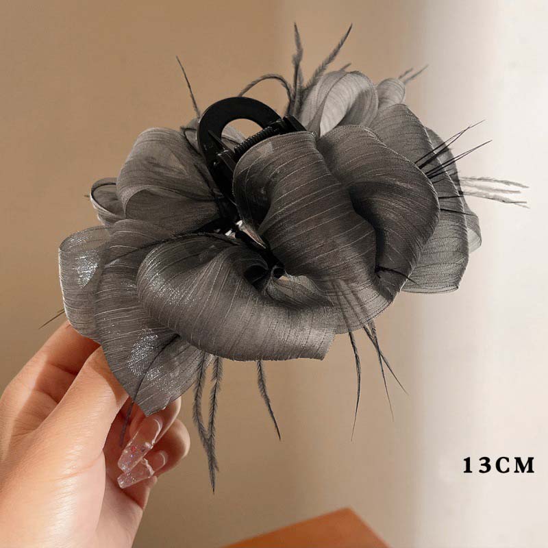 

Элегантная заколка для волос с перьями для женщин, белая, черная, акула, коготь, головной убор, женские аксессуары для волос, сладкая Y2K, коготь для волос, плюшевая заколка для волос серый