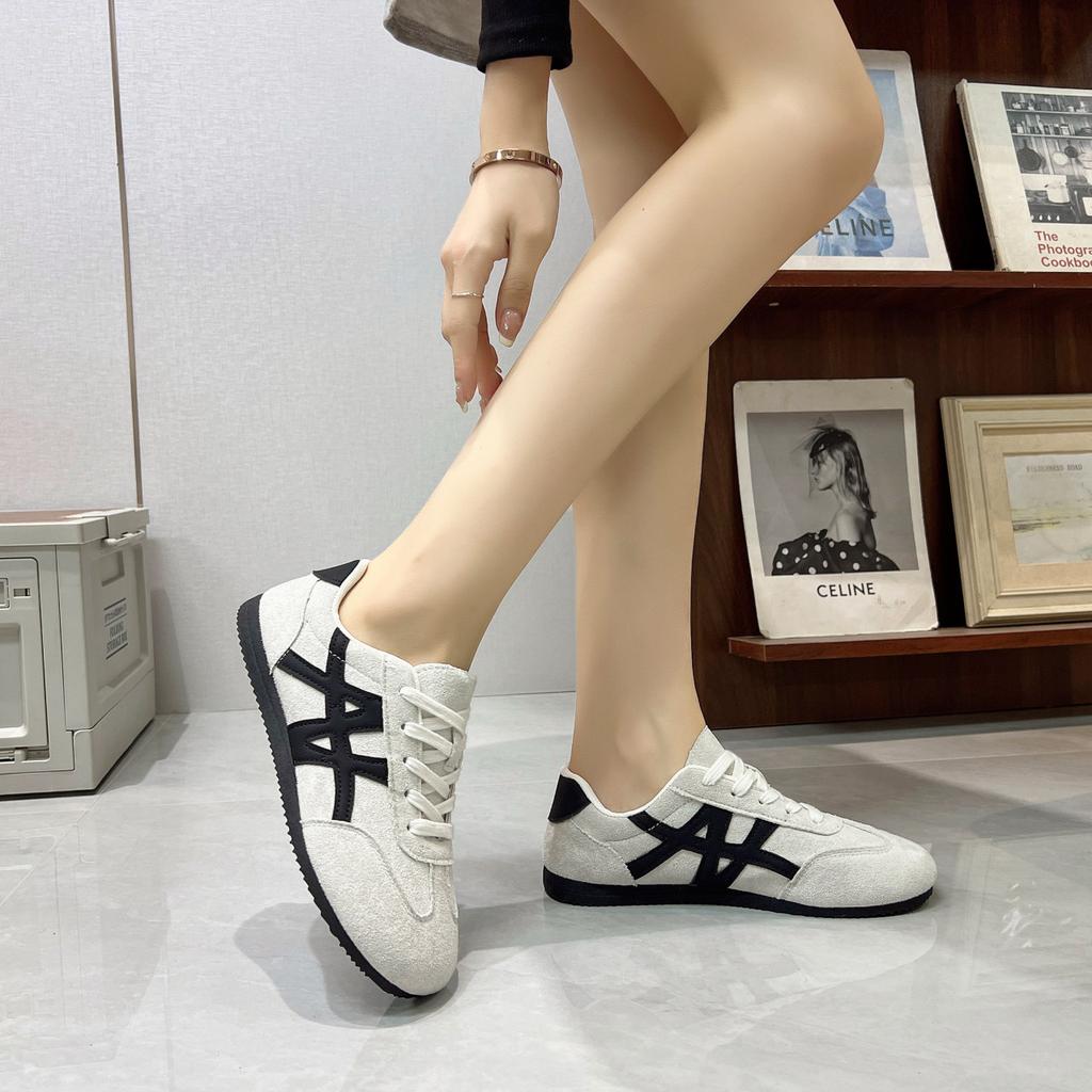 Dexun Schuhe Damen 2025 Herbst Neue Flachboden Vielseitige Kleine Weiße Schuhe Leichtgewichtige Weiche Sohle Zeigen Kleine Lässige Sportliche Board-Schuhe