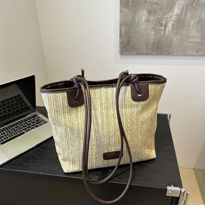 Geantă de umăr la modă și simplă pentru femei în vară nouă geantă de plajă cu capacitate mare, geantă de plajă pentru vacanță și agrement