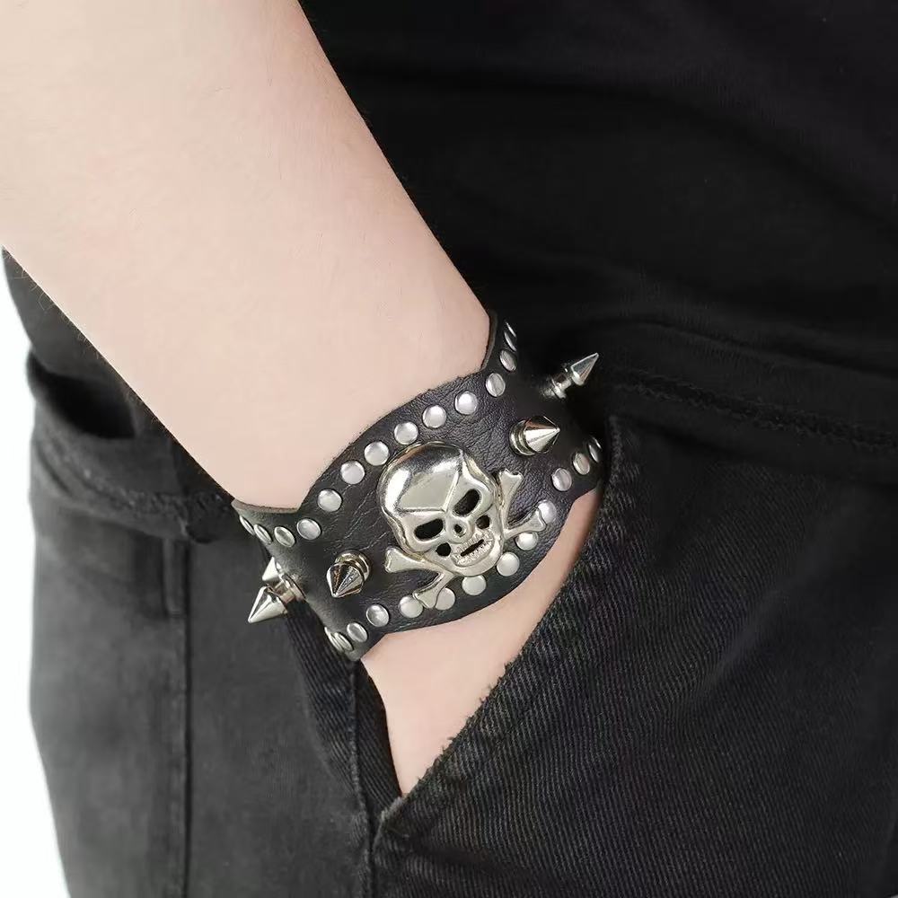 Fashion, Personality, Domineering Skull, Rivet, Punk Street Accessories, Pu Leather Bracelets, Halloween Gifts