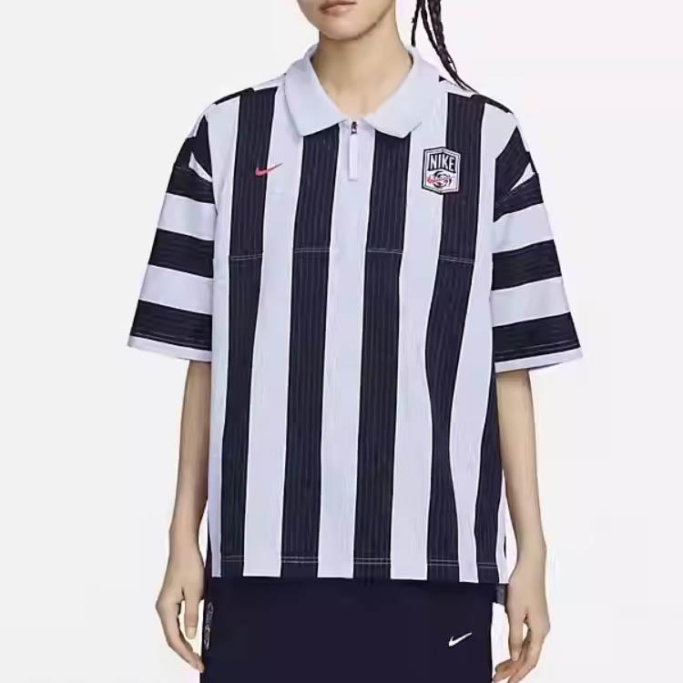 Nike Locker sitzendes Sport-Poloshirt mit Farbblock-Streifen und Damenoberteilen in Schwarz FQ0701-121