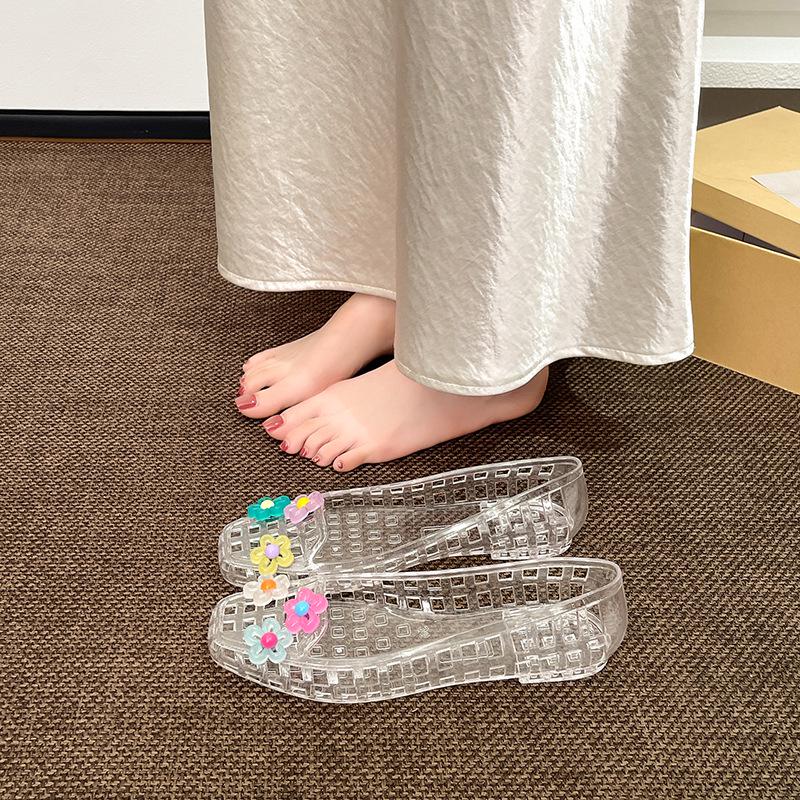 Fairy Style Transparent Jelly Flats: Closed Toe, Hollow Design for Summer Beach Vacations