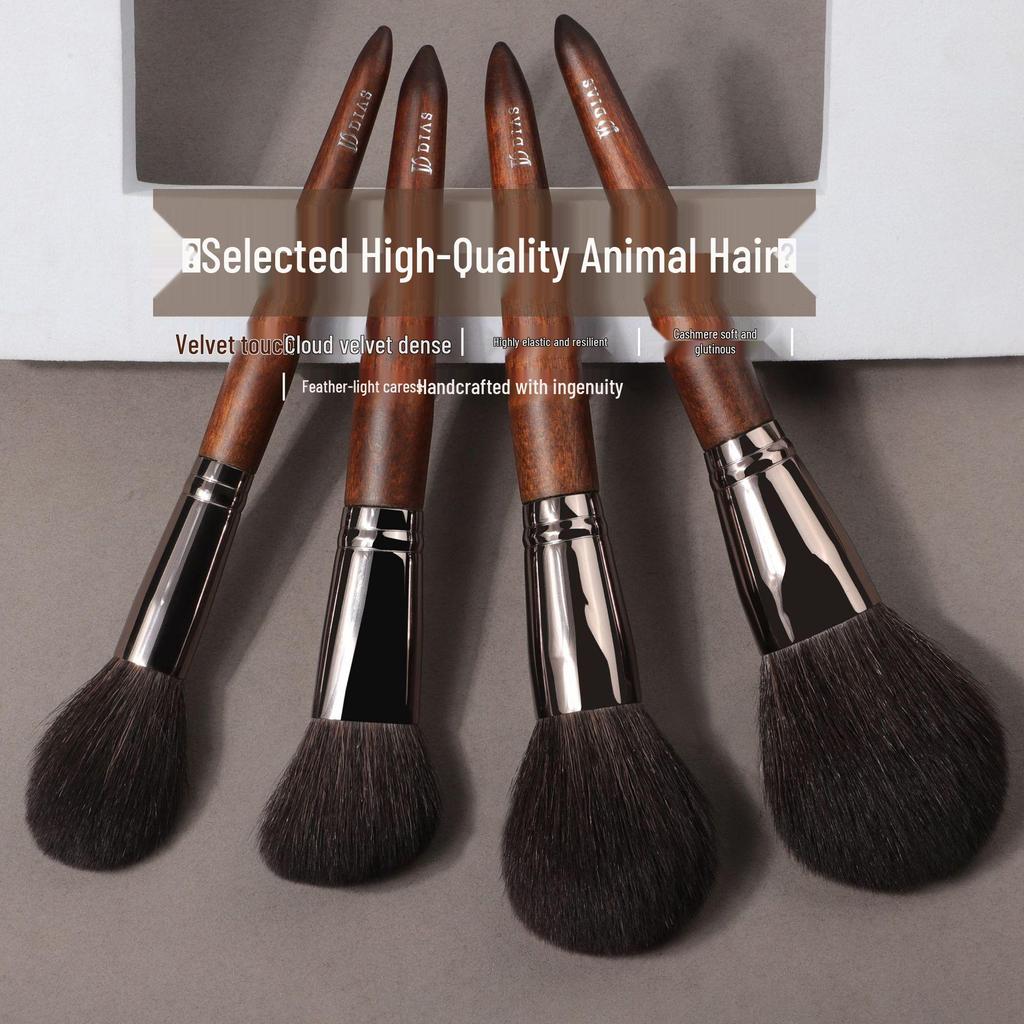 26-Piece Professional Makeup Brush Set: High-End Brushes for Loose Powder, Blush, and Foundation.