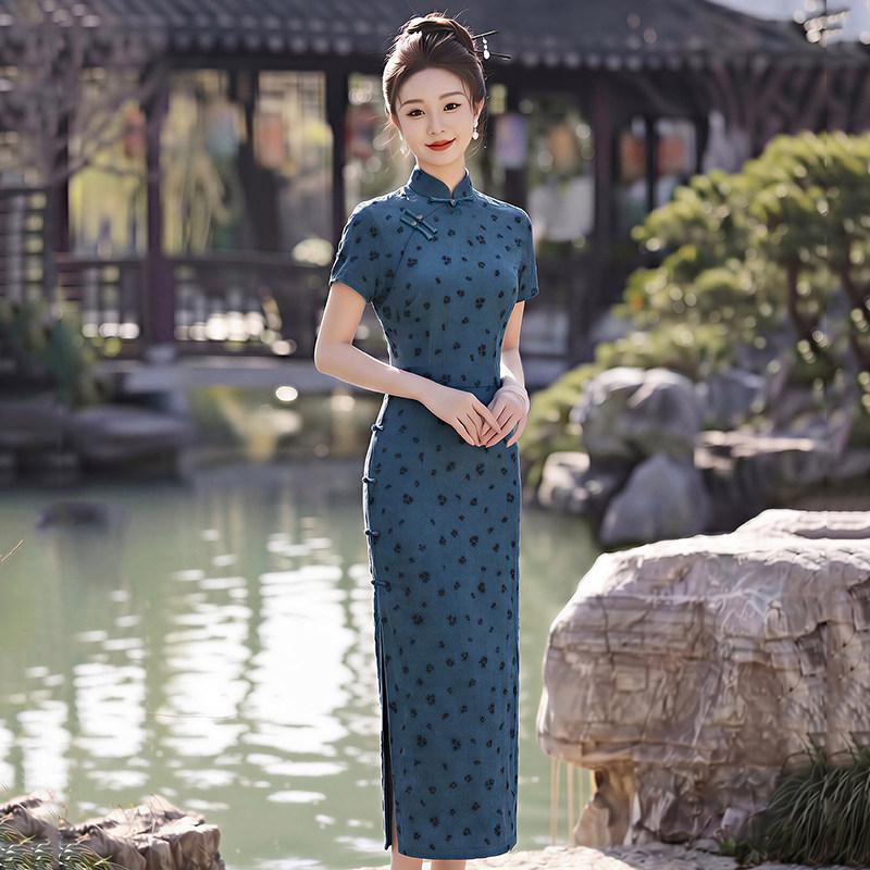 Mavi ulusal tarz, yeni Çin Suzhou uzun cheongsam, geliştirilmiş genç 1011 yeni kadın yüksek kaliteli hissi, günlük giyim