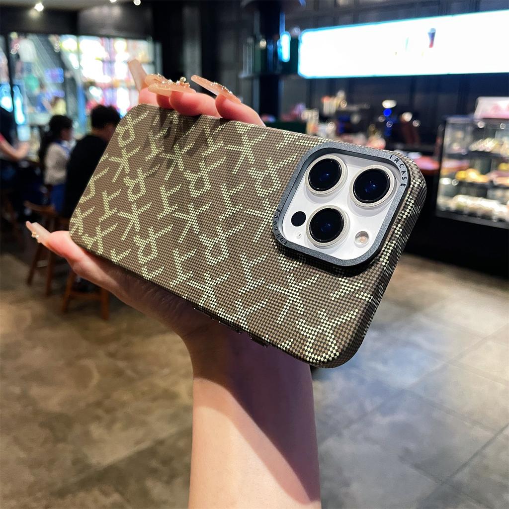 Retro Phone Case for IPhone 16 Carbon Fiber Pattern Protective Case for Apple 15 Promax Case for Huawei Mate70 Trend