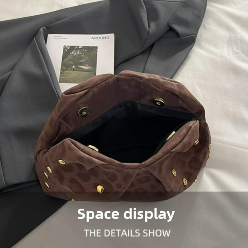Trendy Women Hobo Bags Wrinkled Clutches Crossbody Dumpling Bag Studded Unique Comfortable Texture Handheld Bag for Ladies