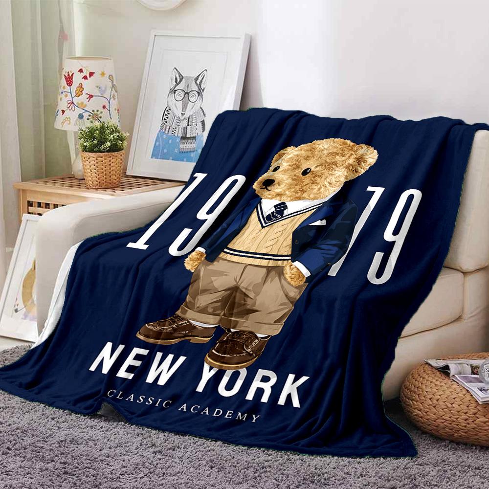 New York Classic Academy Flannel Blanket Super Soft Warm Cozy Blanket for Sofa Bed Office Travel All‑Season Home Decor Gift