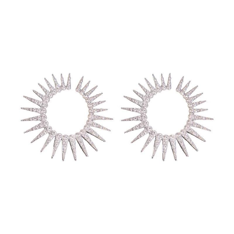 Exaggerated Circle Geometric Earrings - Sunflower Design  Minimalist Luxury  Niche Fashion Earrings