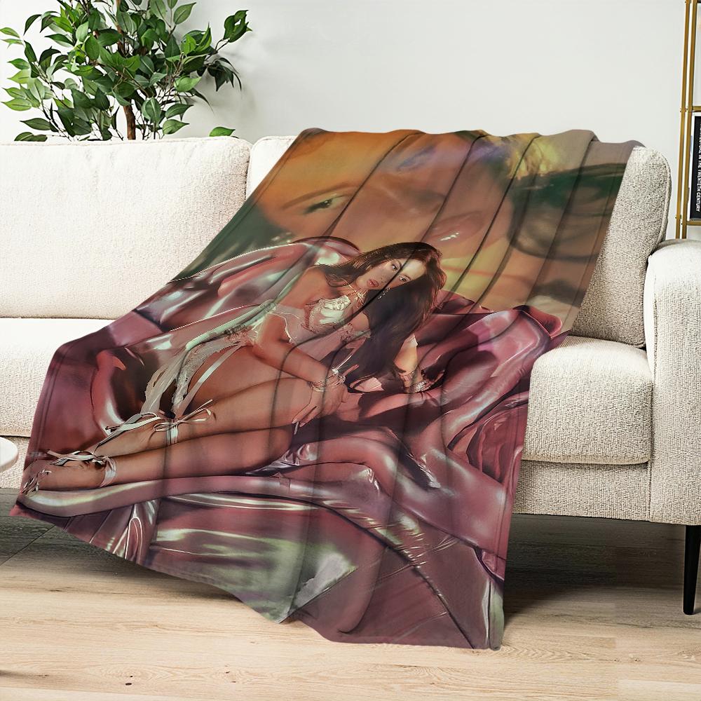Singer Pop K-Kali Uchis Blanket Blanket for Couch Sofa Travel Home Hiking Picni Bed Beding Flannel Blanket birthday gift