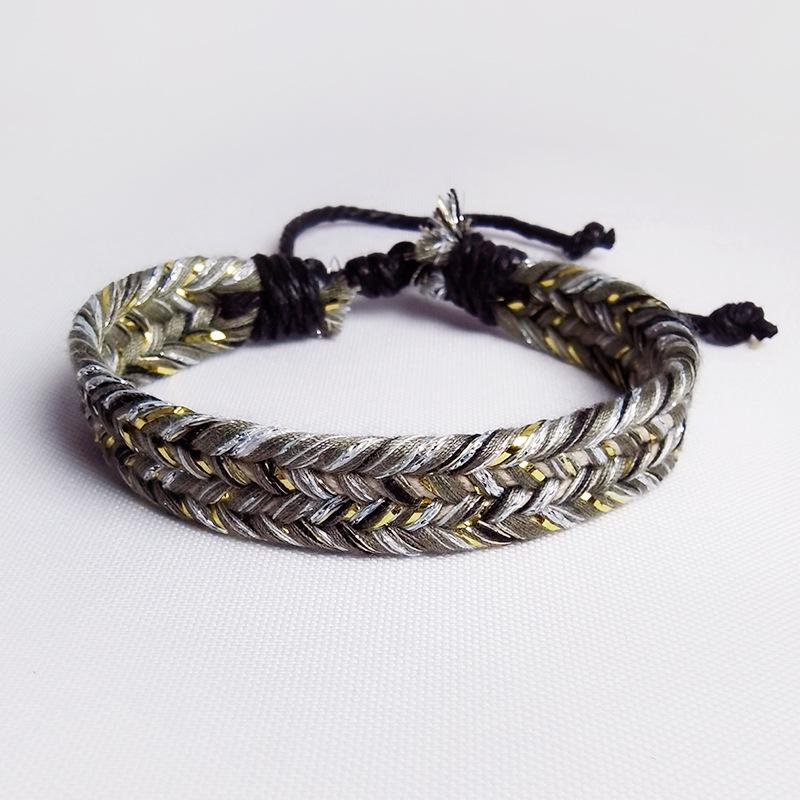 Handgefertigtes fünf-farbiges gewebtes Armband: Original japanisches trendiges Modeaccessoire
