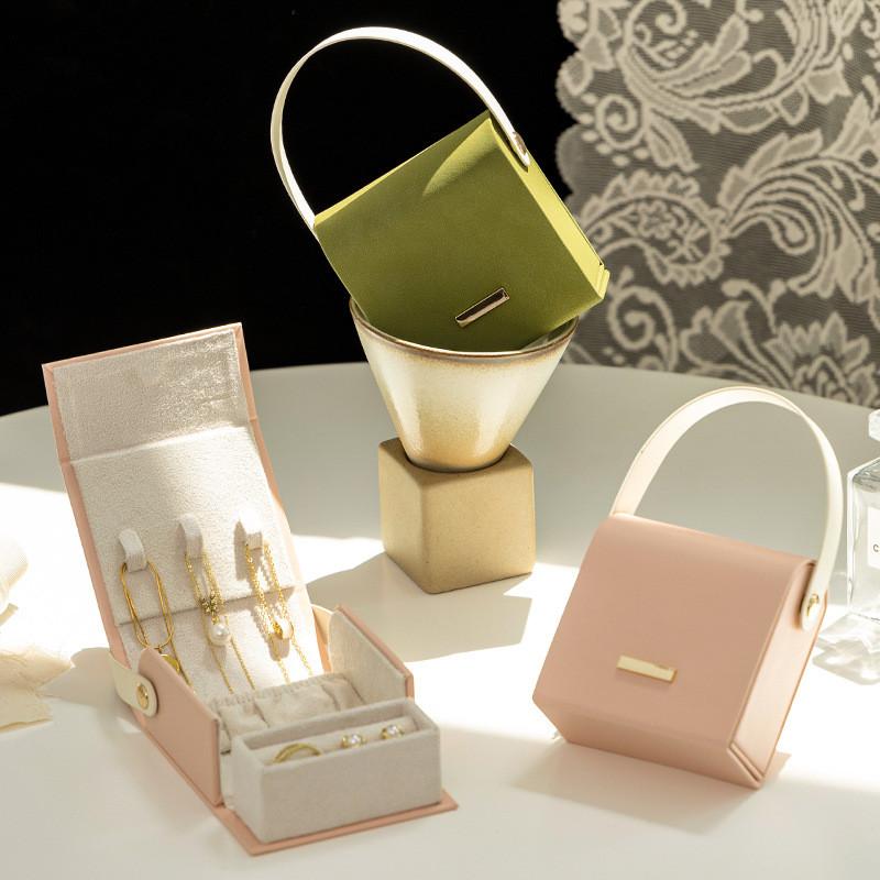 Jewelry Storage Box With Pu Material For Travel And Gift For Women