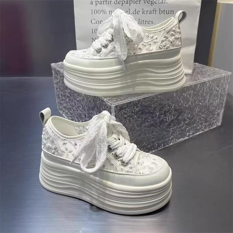 

Small thick-soled casual little white shoes women s new summer breathable mesh lace fashion muffin shoes 34 білий