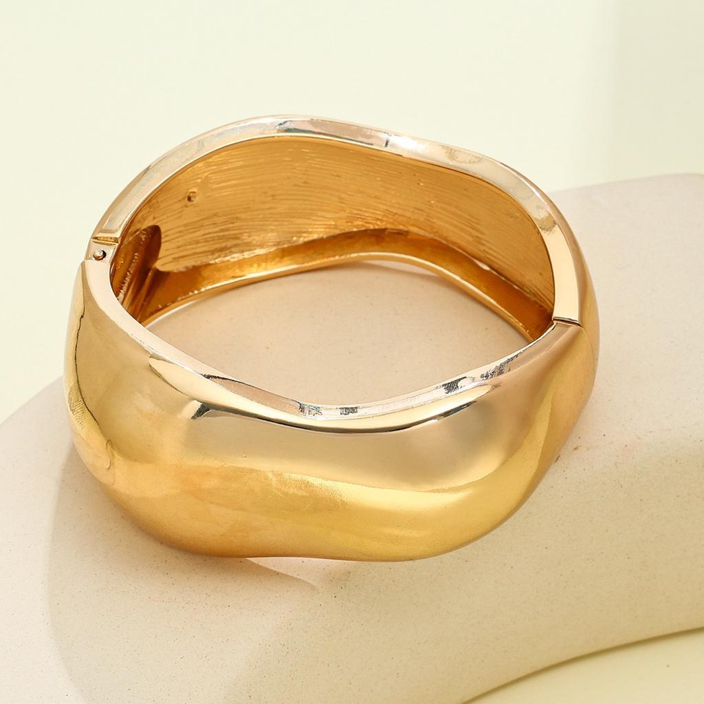 Bracelet INS Minimalist Irregular Wave Jewelry Metal Glossy Bracelet Ladies Jewelry