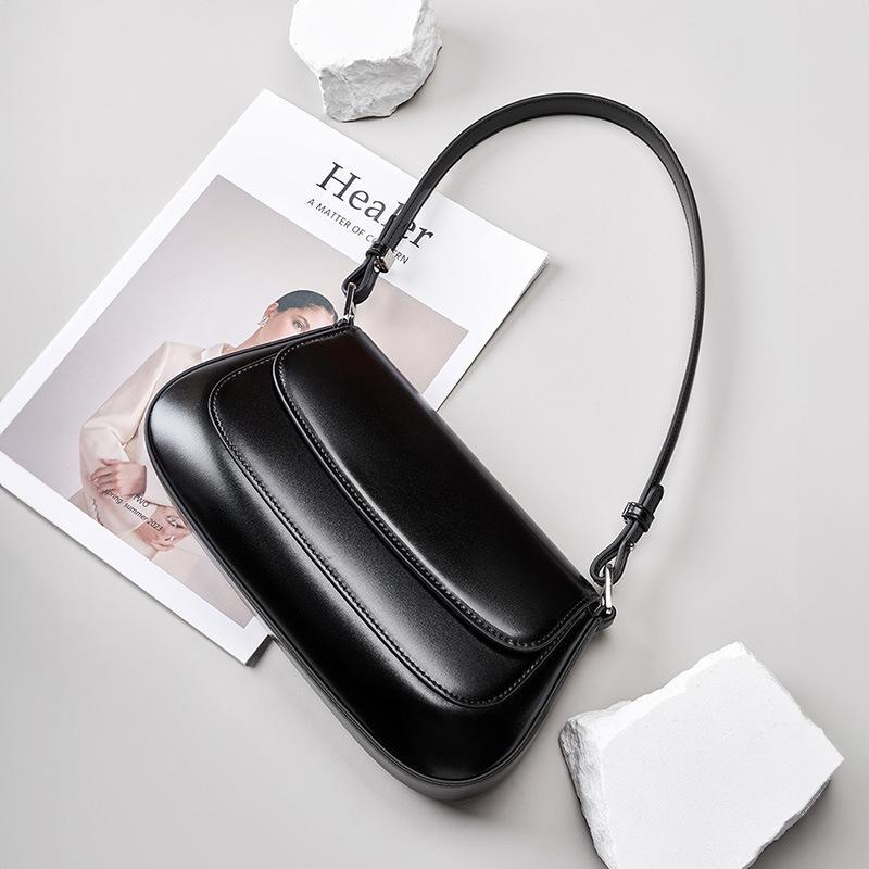2024 Spring/Summer Women's Genuine Leather Saddle Bag - Trendy, Fashionable, Versatile, One-Shoulder Messenger