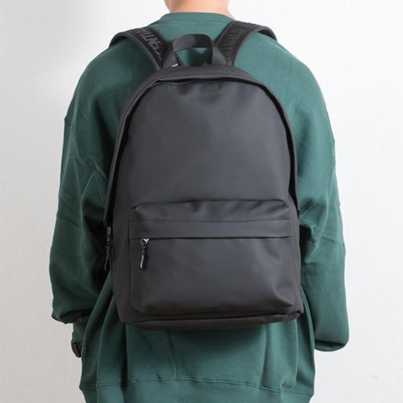 Leather material anti-splashing backpack feels niche Backpack men's and women's college style school bag prevents splashing