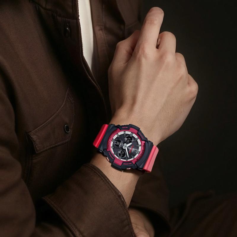 Casio G-SHOCK Series Shockproof Waterproof Sports Watch Men's Black Disc Red Band Quartz Movement Resin Strap Japanese and Korean GAS-100RB-1A