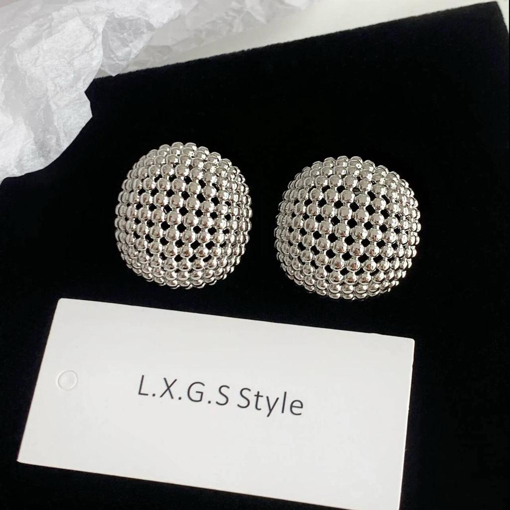 Doudou's Exquisite Hollow Sphere Gold Stud Earrings for Women - Niche Design, Luxurious and Bold Statement Ear Jewelry