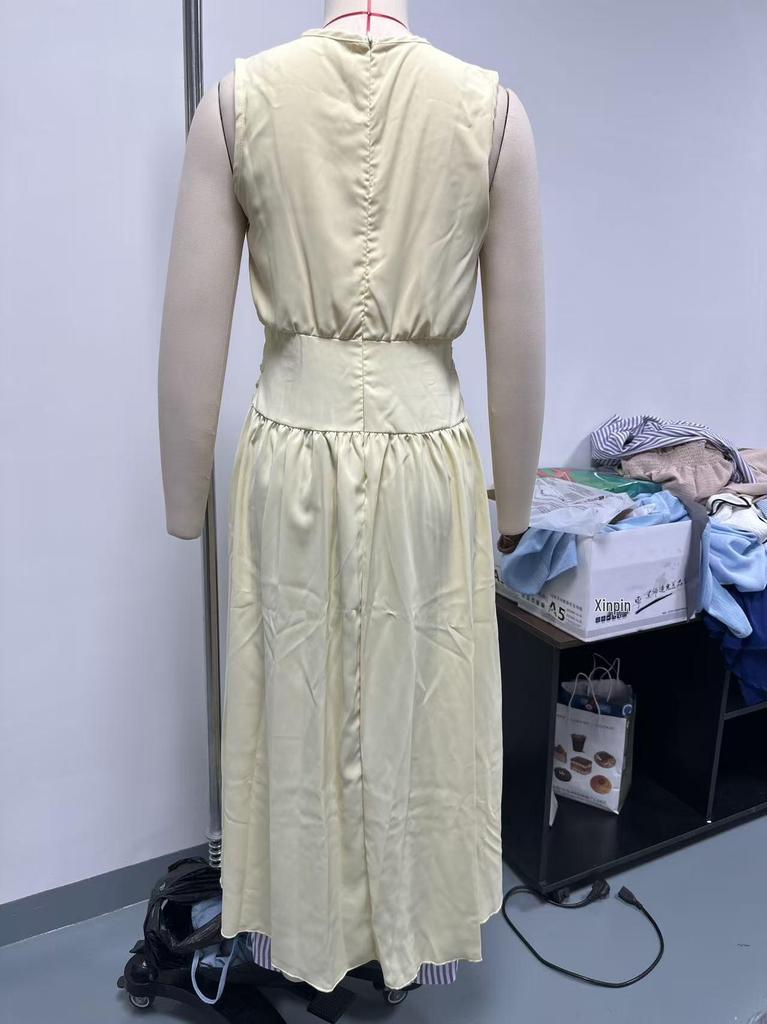 European & American Fashion Sleeveless Slim-fit Elastic Waist Dress - Soft & Comfortable 2026