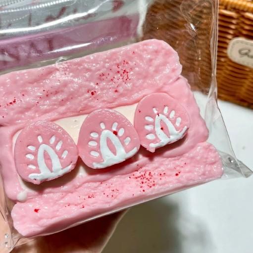Toast Series Pinch Food-Grade Silicone Pinch Le Mud Feel Decompression And Decompression High Value Water Feeling Slow Rebound
