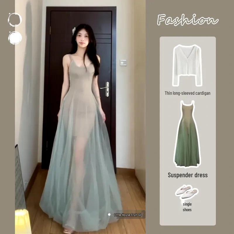 Elegant Summer Spaghetti Strap Dress: Slimming, Color-Blocked Mesh Design for a Unique, Sophisticated Look