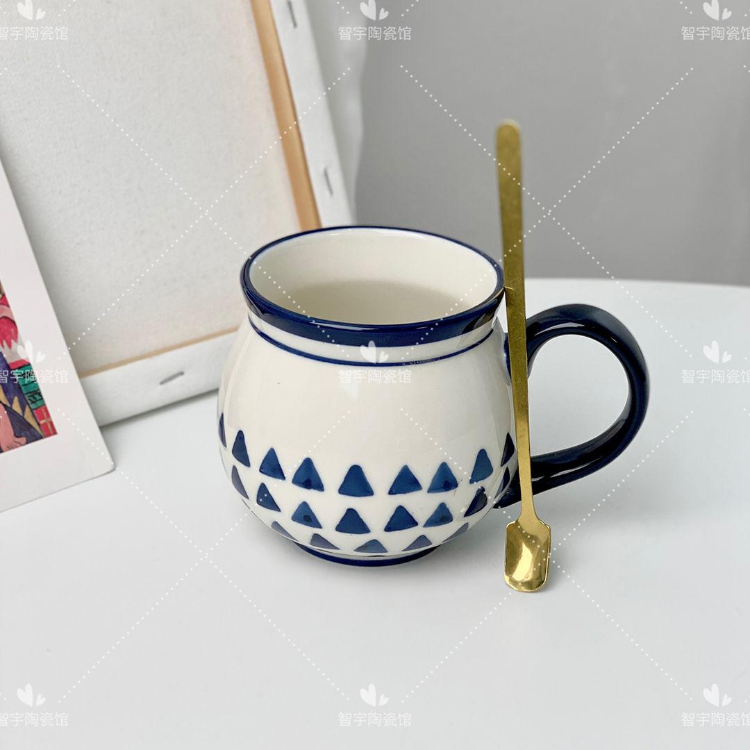 

Новая кружка польская чашка молочная кофейная чашка для завтрака керамическая красивая большая емкость подарочная посуда для напитков 401-500ml