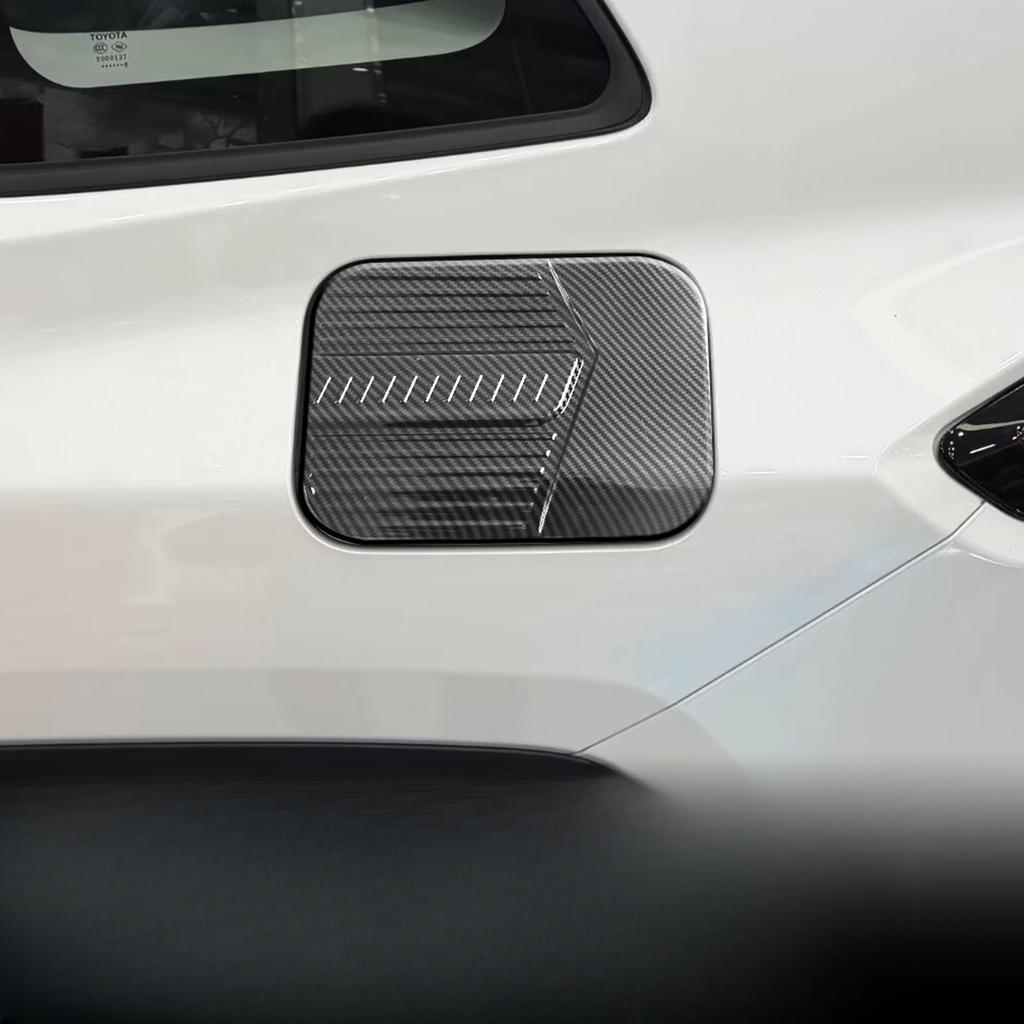 Fuel Door Cover Fuel Cap Cover Exterior Styling Upgrade ABS Plastic Glossy Finish Scratch Resistant Easy Installation