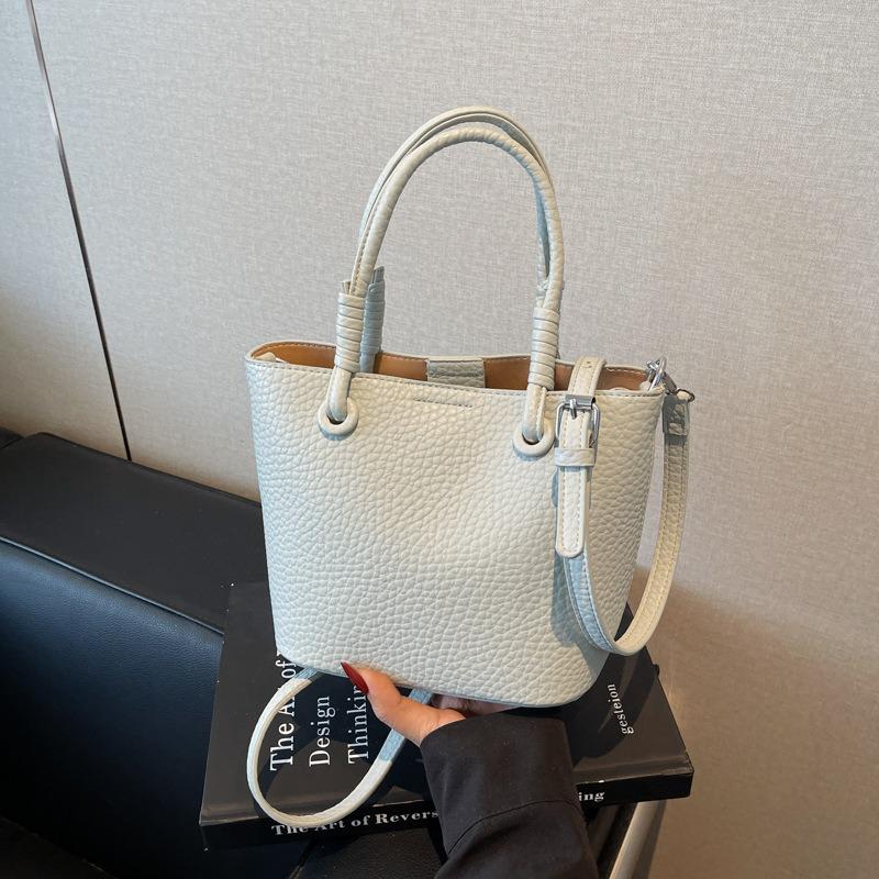 Today's Popular Portable Bucket Bags Women's New Fashion Shoulder Bags Spring and Summer Versatile Messenger Bags